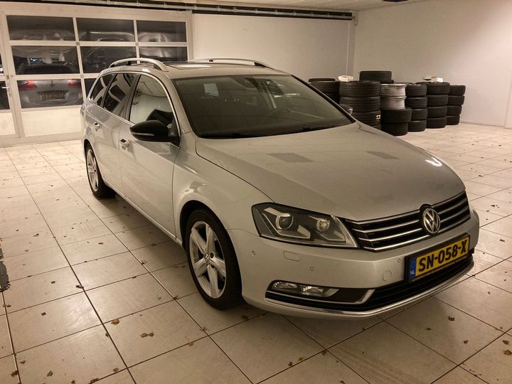 Photo 4 VIN: WVWZZZ3CZFE071872 - VOLKSWAGEN PASSAT 