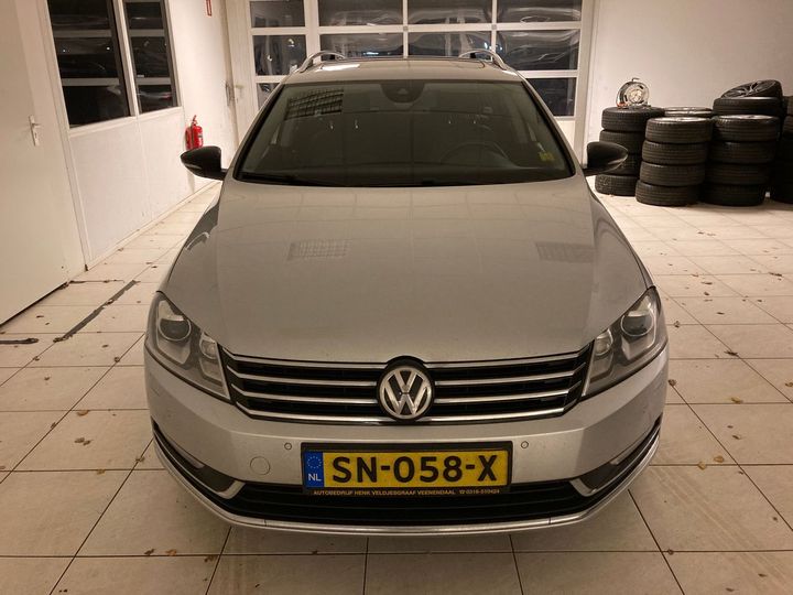 Photo 8 VIN: WVWZZZ3CZFE071872 - VOLKSWAGEN PASSAT 