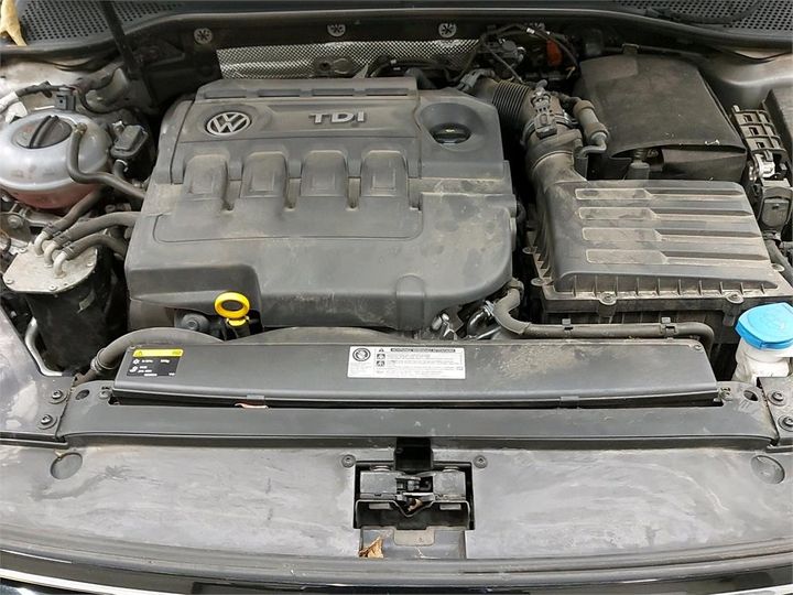 Photo 10 VIN: WVWZZZ3CZFE468063 - VOLKSWAGEN PASSAT 