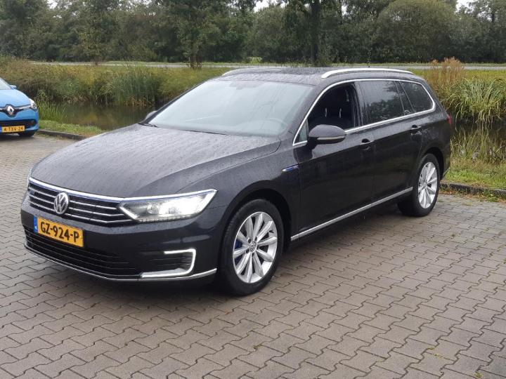 Photo 1 VIN: WVWZZZ3CZGE051269 - VOLKSWAGEN PASSAT 