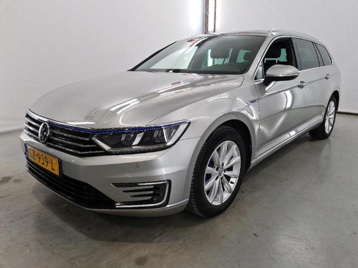 Photo 1 VIN: WVWZZZ3CZGE052570 - VOLKSWAGEN PASSAT 