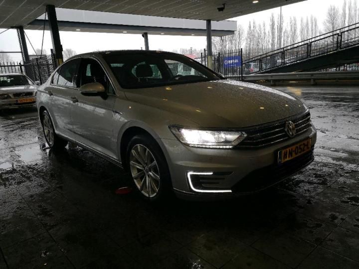 Photo 2 VIN: WVWZZZ3CZGE068591 - VOLKSWAGEN PASSAT 