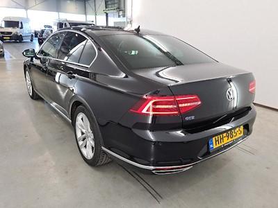 Photo 2 VIN: WVWZZZ3CZGE083391 - VOLKSWAGEN PASSAT 