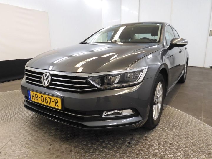 Photo 1 VIN: WVWZZZ3CZGE083918 - VOLKSWAGEN PASSAT 