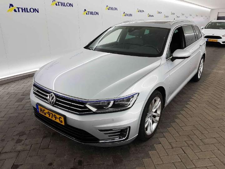 Photo 1 VIN: WVWZZZ3CZGE091690 - VOLKSWAGEN PASSAT 