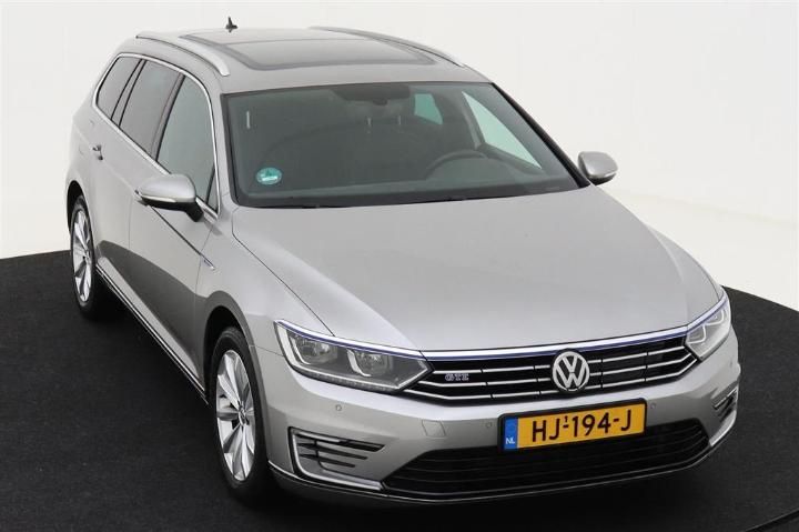 Photo 2 VIN: WVWZZZ3CZGE102629 - VOLKSWAGEN PASSAT 