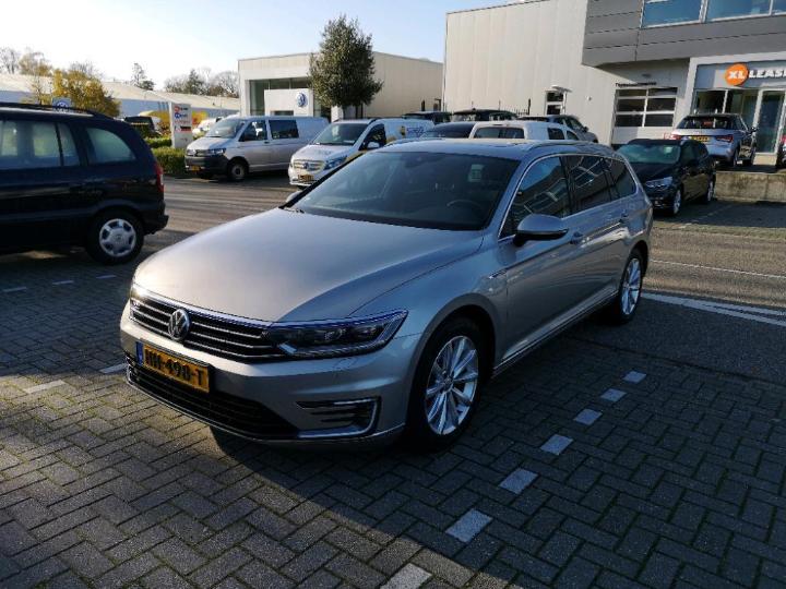 Photo 1 VIN: WVWZZZ3CZGE104019 - VOLKSWAGEN PASSAT 