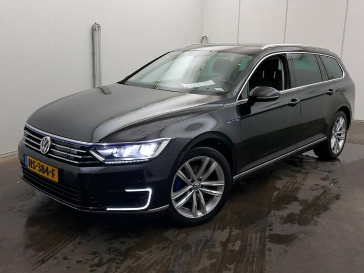 Photo 1 VIN: WVWZZZ3CZGE104243 - VOLKSWAGEN PASSAT 