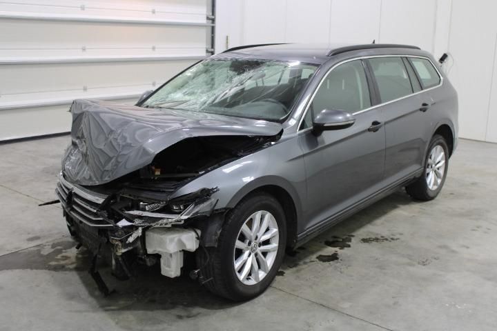 Photo 1 VIN: WVWZZZ3CZGE104303 - VOLKSWAGEN PASSAT 