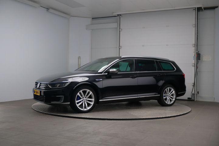 Photo 1 VIN: WVWZZZ3CZGE106382 - VOLKSWAGEN PASSAT 