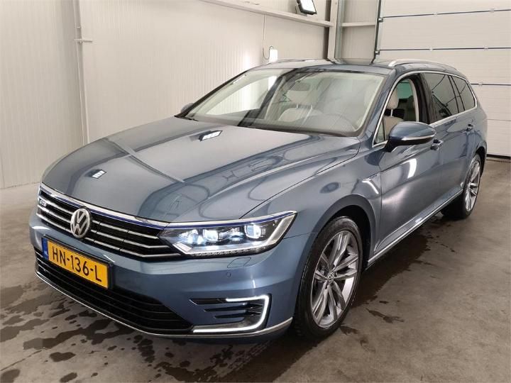 Photo 1 VIN: WVWZZZ3CZGE107514 - VOLKSWAGEN PASSAT 