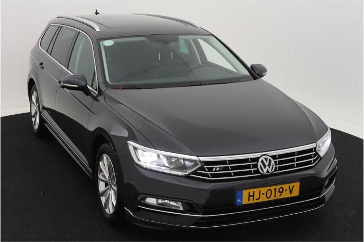 Photo 2 VIN: WVWZZZ3CZGE110049 - VOLKSWAGEN PASSAT 