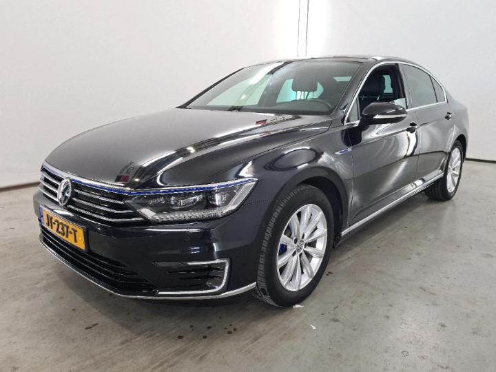 Photo 1 VIN: WVWZZZ3CZGE114594 - VOLKSWAGEN PASSAT 