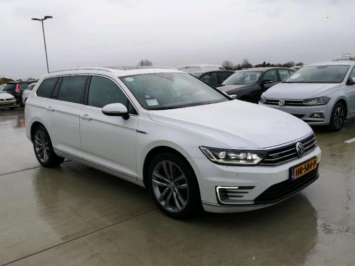 Photo 2 VIN: WVWZZZ3CZGE132376 - VOLKSWAGEN PASSAT VARIANT 