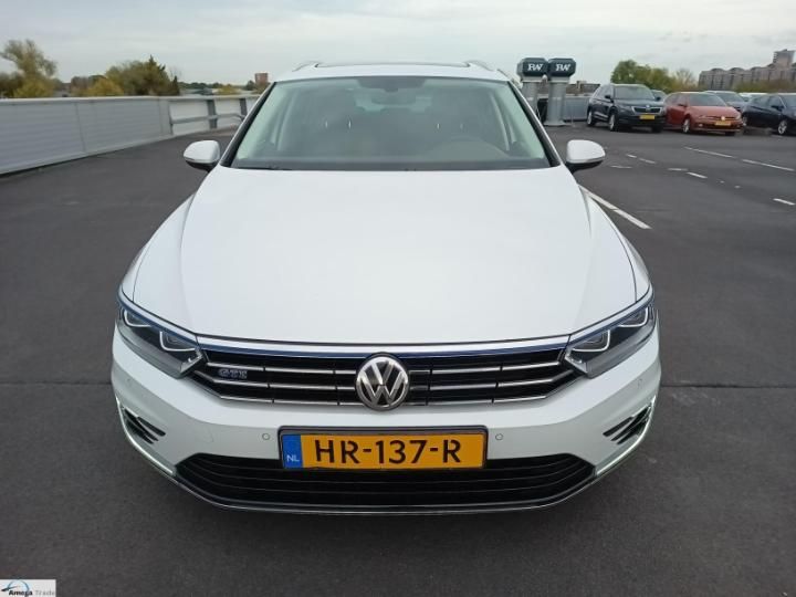 Photo 2 VIN: WVWZZZ3CZGE132805 - VOLKSWAGEN PASSAT 