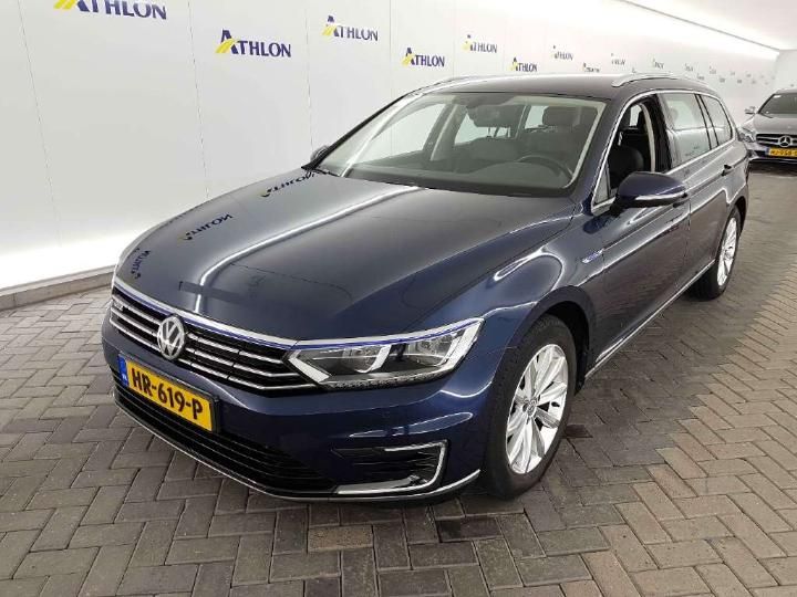 Photo 1 VIN: WVWZZZ3CZGE134499 - VOLKSWAGEN PASSAT 