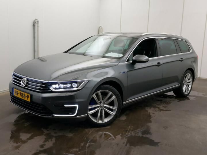 Photo 1 VIN: WVWZZZ3CZGE136292 - VOLKSWAGEN PASSAT 