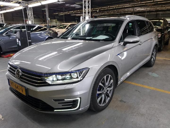 Photo 1 VIN: WVWZZZ3CZGE136894 - VOLKSWAGEN PASSAT VARIANT 