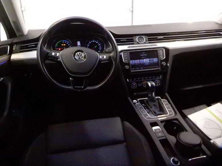 Photo 3 VIN: WVWZZZ3CZGE137990 - VOLKSWAGEN PASSAT 