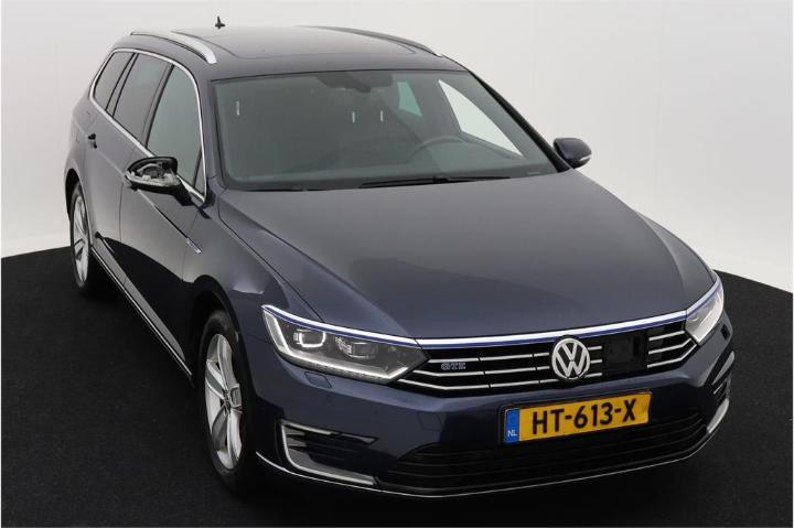 Photo 2 VIN: WVWZZZ3CZGE144300 - VOLKSWAGEN PASSAT 