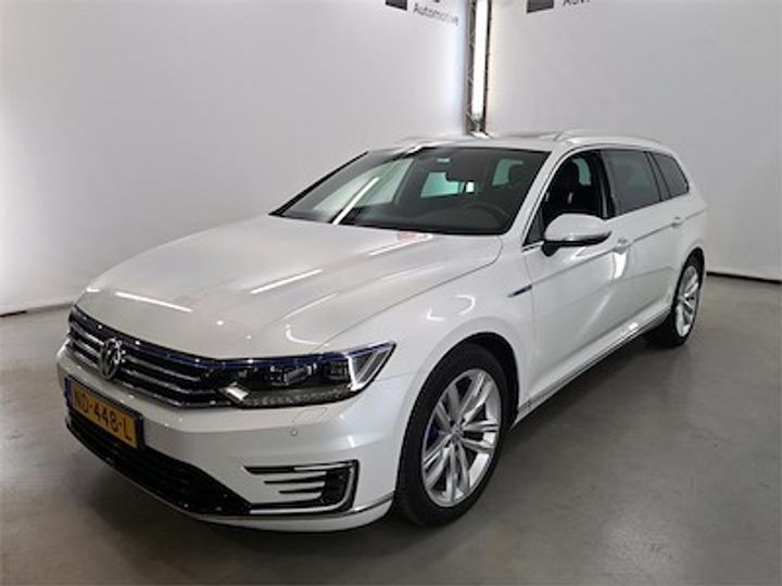 Photo 1 VIN: WVWZZZ3CZGE147206 - VOLKSWAGEN PASSAT 