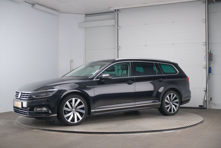 Photo 1 VIN: WVWZZZ3CZGE153872 - VOLKSWAGEN PASSAT 