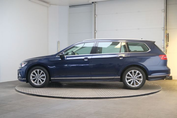 Photo 2 VIN: WVWZZZ3CZGE174228 - VOLKSWAGEN PASSAT 