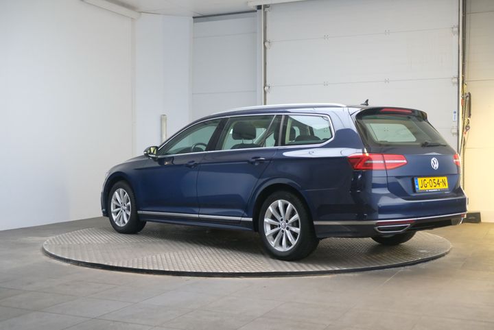 Photo 3 VIN: WVWZZZ3CZGE174228 - VOLKSWAGEN PASSAT 