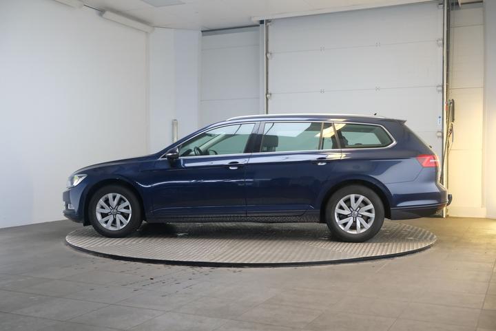 Photo 2 VIN: WVWZZZ3CZGE174360 - VOLKSWAGEN PASSAT 