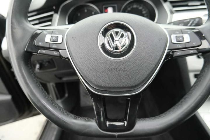 Photo 32 VIN: WVWZZZ3CZGE205606 - VOLKSWAGEN PASSAT 