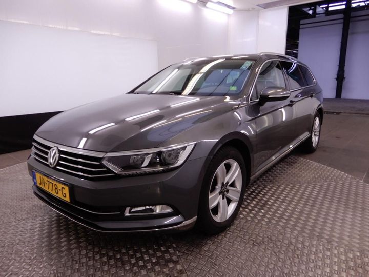 Photo 1 VIN: WVWZZZ3CZGE210882 - VOLKSWAGEN PASSAT 