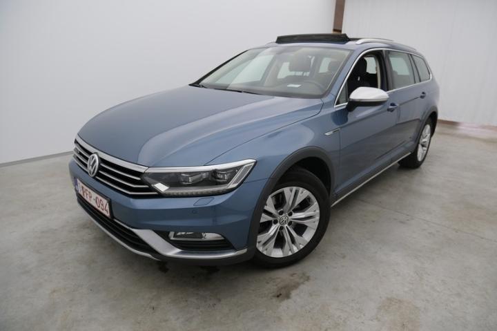 Photo 1 VIN: WVWZZZ3CZHE005000 - VOLKSWAGEN PASSAT 