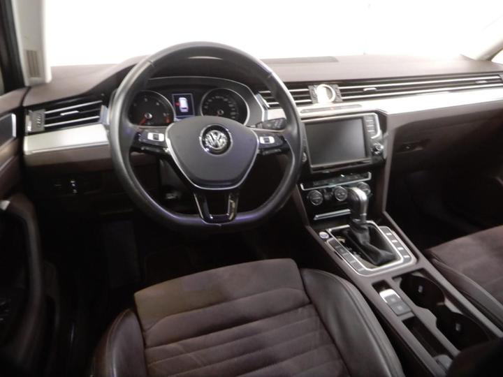 Photo 9 VIN: WVWZZZ3CZHE005554 - VOLKSWAGEN PASSAT 