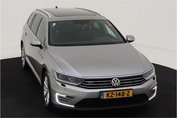 Photo 2 VIN: WVWZZZ3CZHE008625 - VOLKSWAGEN PASSAT VARIANT 