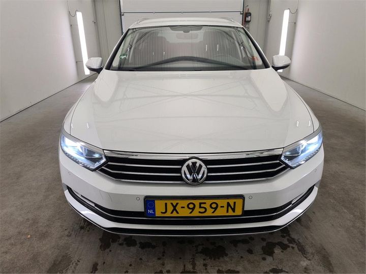 Photo 9 VIN: WVWZZZ3CZHE010965 - VOLKSWAGEN PASSAT 