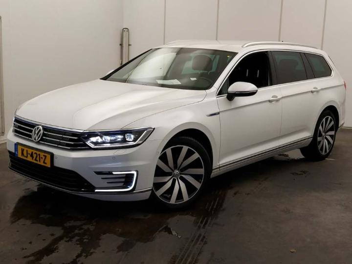 Photo 1 VIN: WVWZZZ3CZHE013370 - VOLKSWAGEN PASSAT 