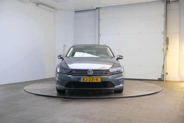 Photo 6 VIN: WVWZZZ3CZHE013658 - VOLKSWAGEN PASSAT 