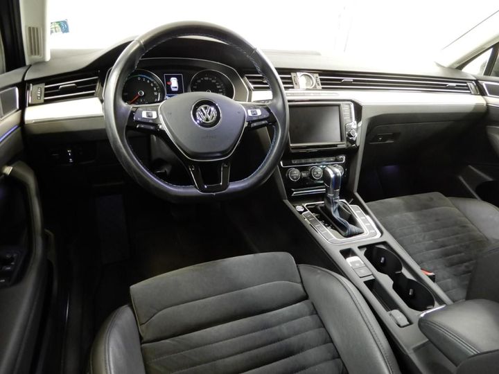 Photo 9 VIN: WVWZZZ3CZHE013658 - VOLKSWAGEN PASSAT 