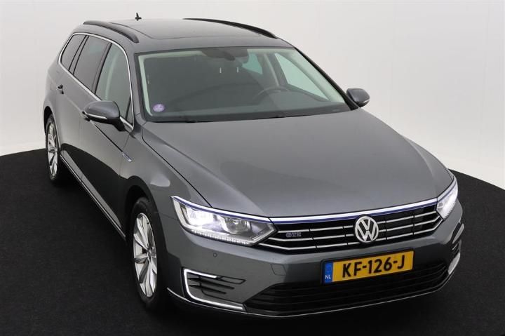 Photo 2 VIN: WVWZZZ3CZHE028372 - VOLKSWAGEN PASSAT VARIANT 