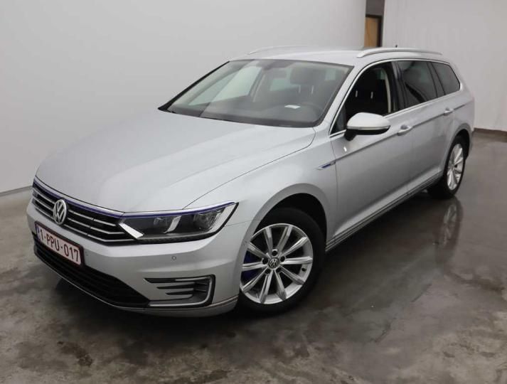 Photo 1 VIN: WVWZZZ3CZHE029763 - VOLKSWAGEN PASSAT 