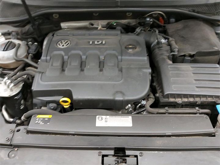 Photo 10 VIN: WVWZZZ3CZHE033341 - VOLKSWAGEN PASSAT 