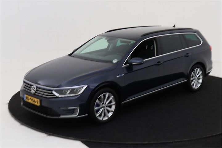 Photo 1 VIN: WVWZZZ3CZHE040069 - VOLKSWAGEN PASSAT 