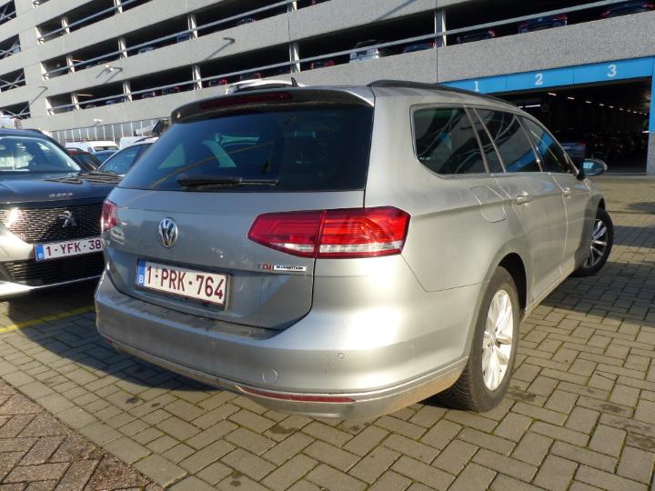 Photo 2 VIN: WVWZZZ3CZHE044363 - VOLKSWAGEN PASSAT 