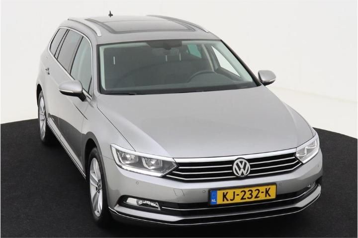 Photo 2 VIN: WVWZZZ3CZHE045134 - VOLKSWAGEN PASSAT VARIANT 