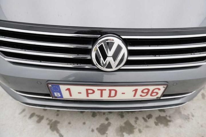 Photo 5 VIN: WVWZZZ3CZHE046817 - VOLKSWAGEN PASSAT 