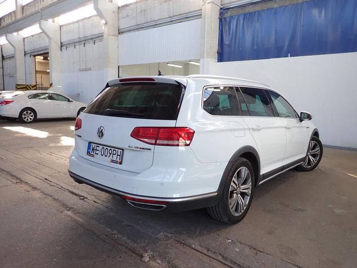 Photo 3 VIN: WVWZZZ3CZHE048417 - VOLKSWAGEN PASSAT 