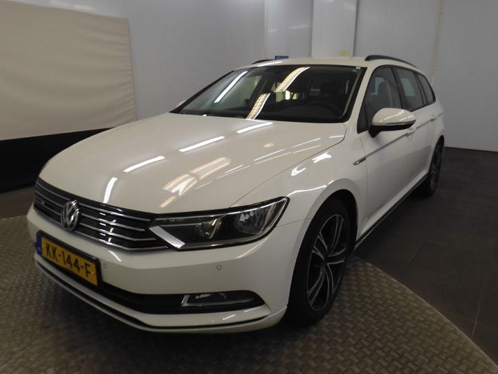 Photo 1 VIN: WVWZZZ3CZHE049985 - VOLKSWAGEN PASSAT 