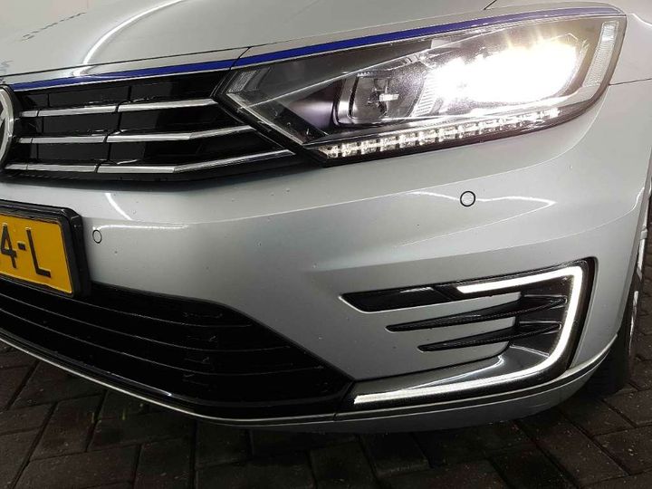 Photo 13 VIN: WVWZZZ3CZHE050081 - VOLKSWAGEN PASSAT 