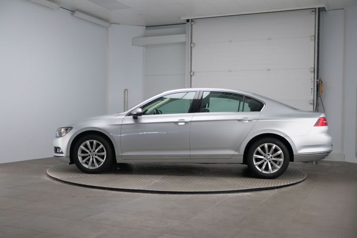 Photo 2 VIN: WVWZZZ3CZHE053316 - VOLKSWAGEN PASSAT 