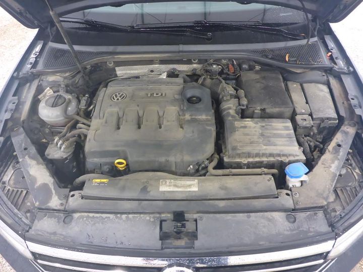 Photo 7 VIN: WVWZZZ3CZHE054654 - VOLKSWAGEN PASSAT 